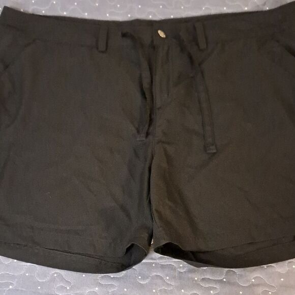 Magellan Women's Black Shorts size 1X - Picture 1 of 6
